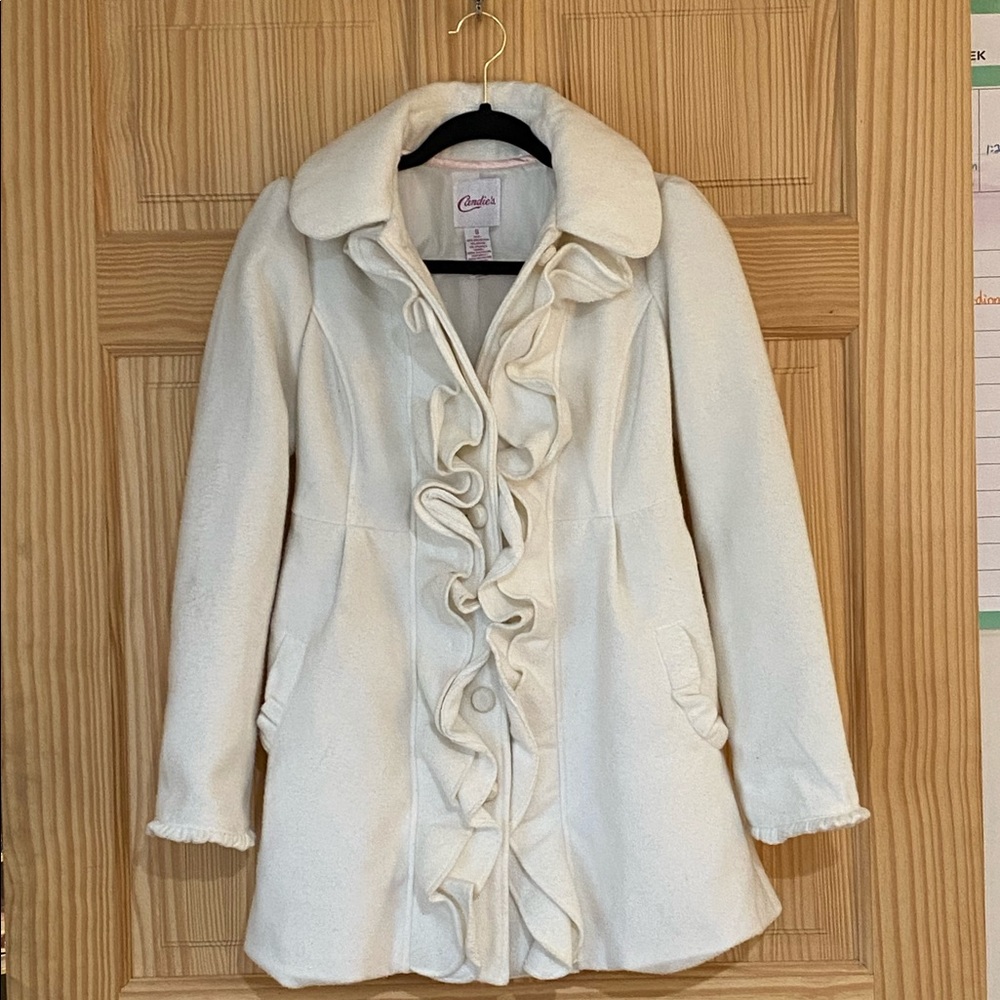 🔥SALE🔥 6/$25 🌹Beautiful white dress coat🌹